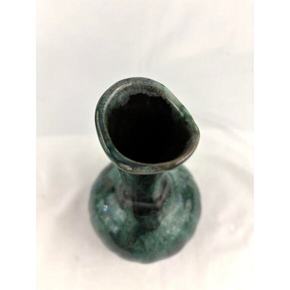 Vintage Blue Mountain Glazed Pottery Bud Table Vase 8" Green Blue - Picture 15 of 15
